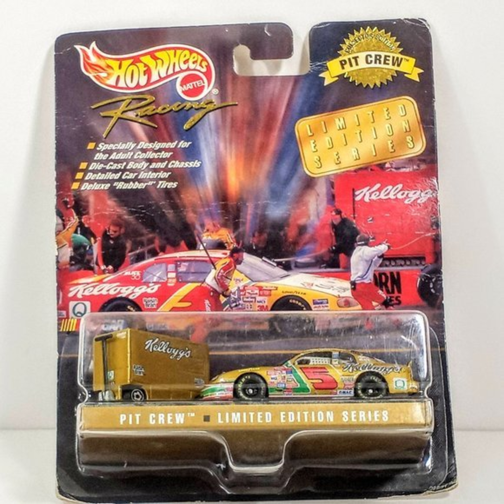 NASCAR Hot Wheels Terry Labonte #5 Diecast Limited Edition Series Pit Crew   N48